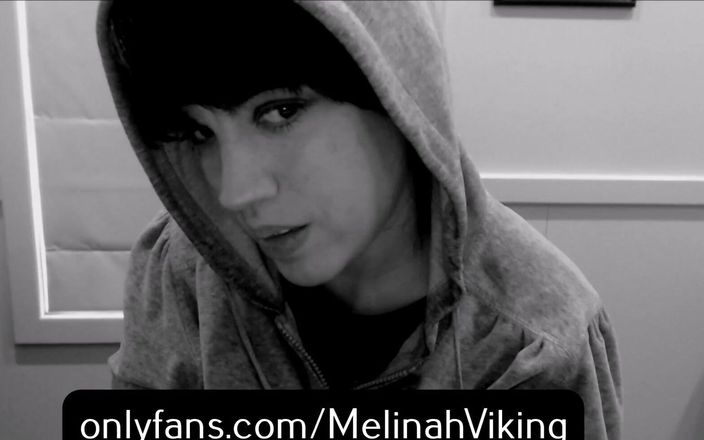 Melinah Viking: Hoodie nhút nhát