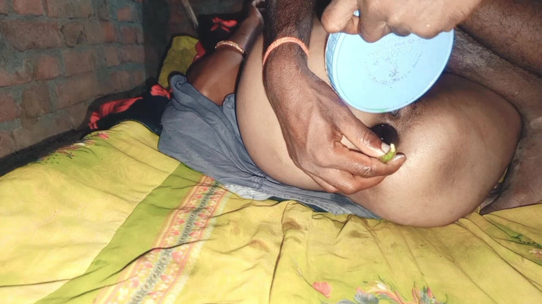 Treblsex: 大学期间，嫂子从茄子中提取水