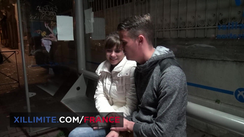 Made In France: Ania, belle cougar, sait satisfaire ses clients