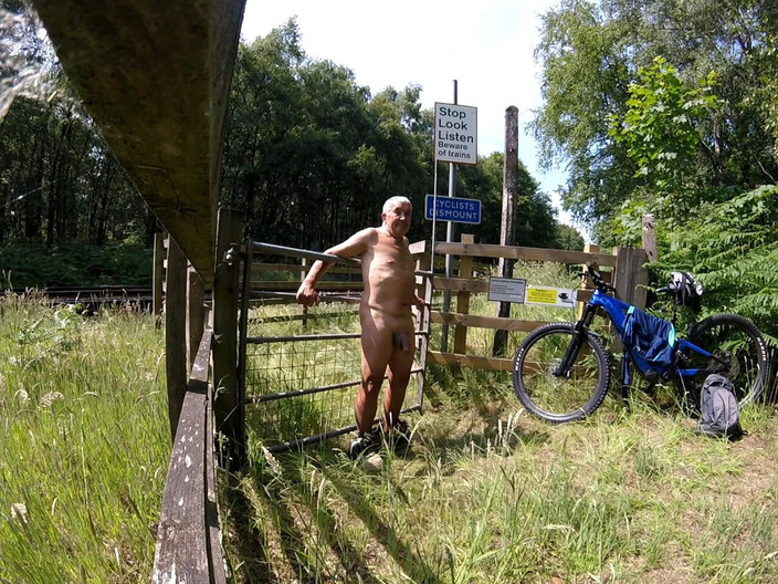 Andy: Promenad 33 2025