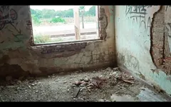 Mijn hete 20-jarige schoonzus neuken op het verlaten station