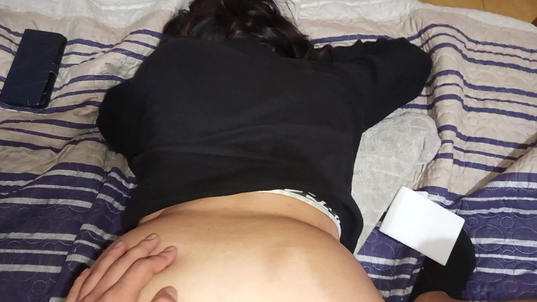 Moo DBOXXX: Avec mon amie chrétienne, étudiante en médecine, on baise tous les...