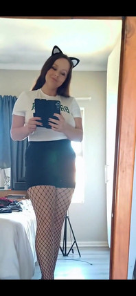 Fishnet Punčochy, Itty Bitty Shorts a Pleaser Podpatky