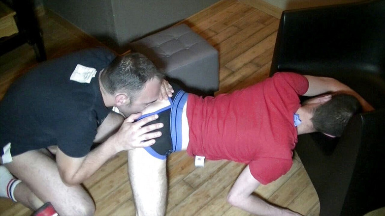 RAW FRENCH PIGS: 猪被他的 2 个朋友中出