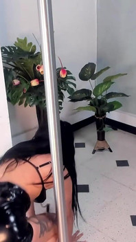 Latina Soumise, Nue, Hardcore, Sexe Spécial