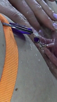 12 濃くパンプされて広がった膣の尿 7回再生