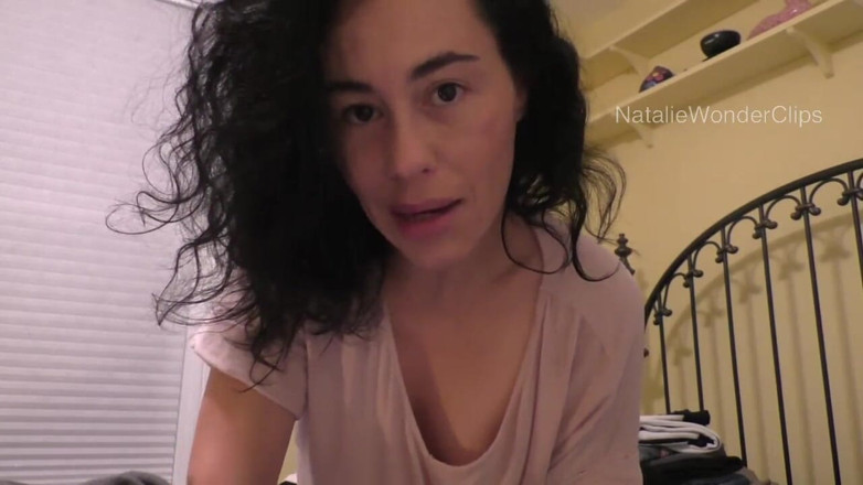 Natalie Wonder: Zatímco jsi odpočíval, macecha probouzí tvého ptáka
