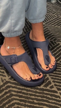 献给美丽脚的爱好者
