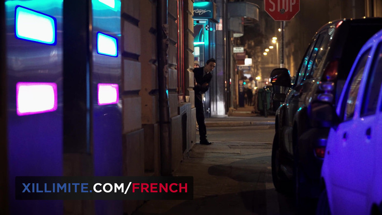 French girls at work: Mariska: Provinilé potěšení na toaletě v baru