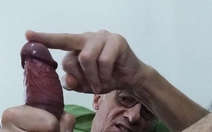 Big uncut hard cock: Мастурбація моєї великої крайньої плоті – нередаговано