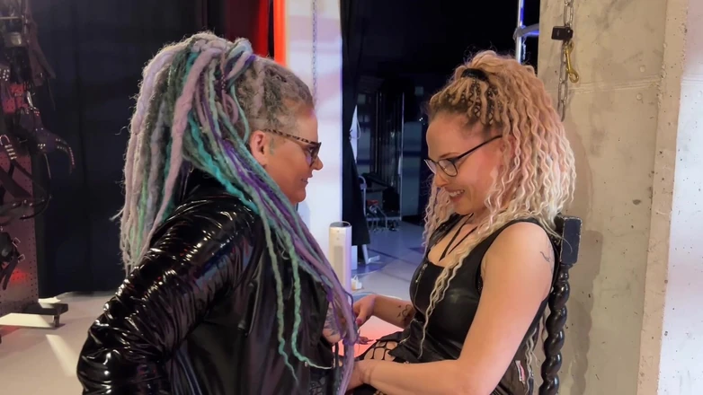 Domina Dark: Dommes Sexing Infront of Slave