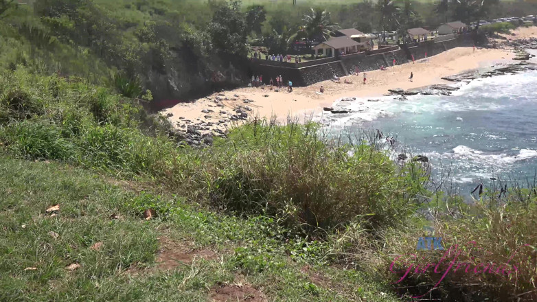 ATK Fans (Girlfriends): Vacanță virtuală în Hawaii cu Demi Lopez partea 4