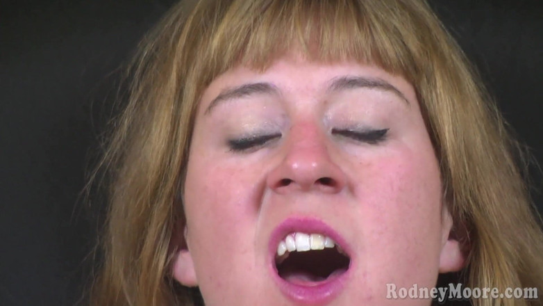 Horny Hairy Girls: Awek berbulu dengan buah dada sempurna dengan buah dada berbulu