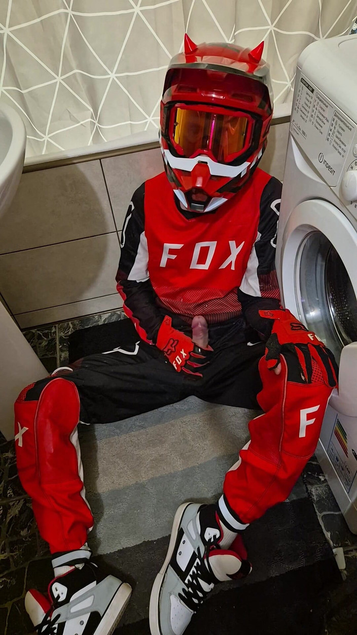 Sneakersmax98: Ein guter ort, um ausrüstung nass zu werden