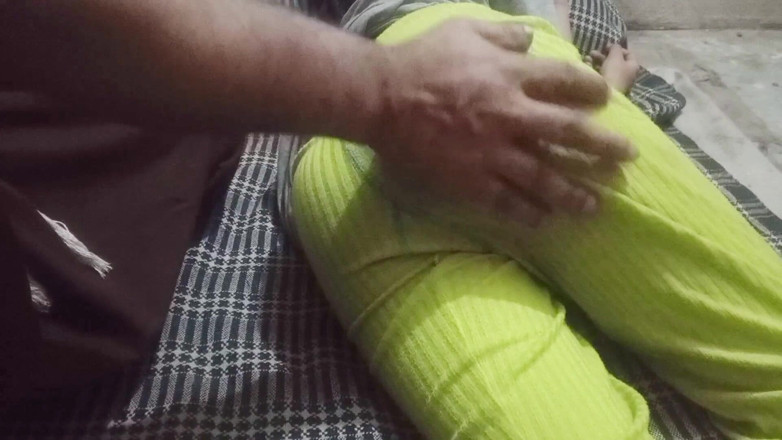 Small Baby: Desi pakistański przyrodni brat zerżnął własną przyrodnią siostrę