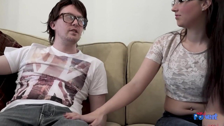 Nerd Pervert: ไมล่า อีลีส - น็อชออกกำลังกาย