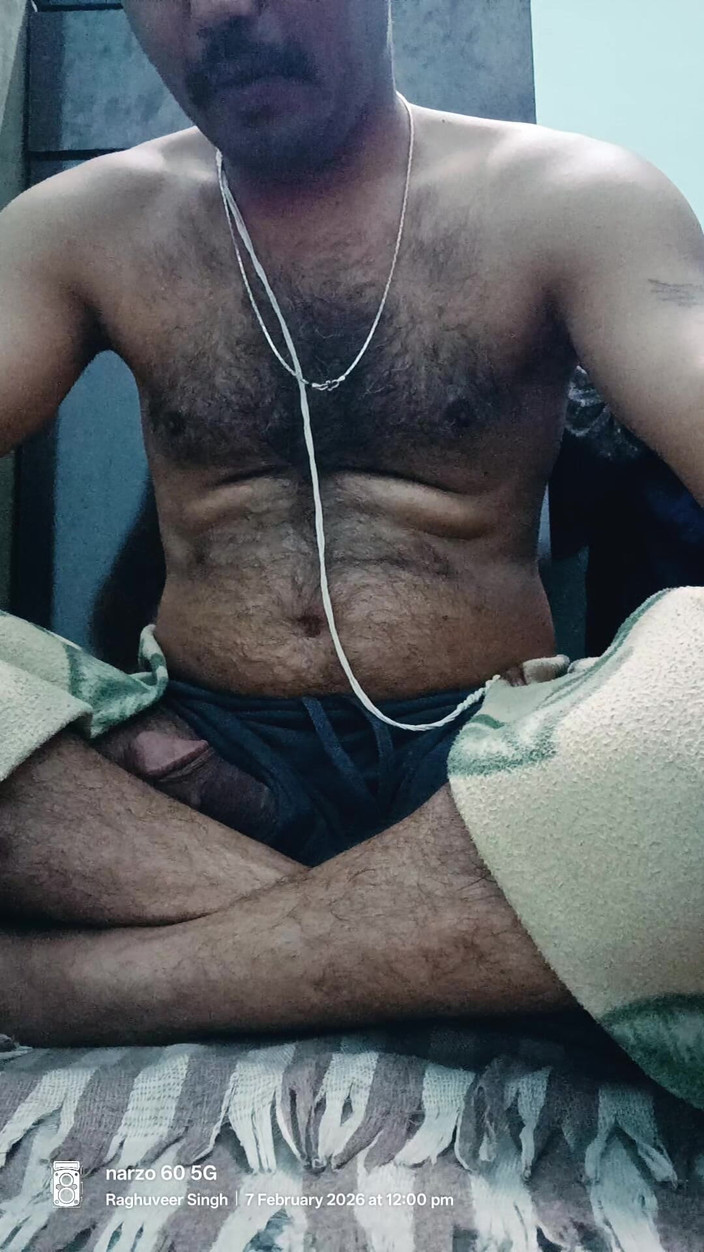 Rajasthani-old-lover: Hintli mastürbasyon yapıyor