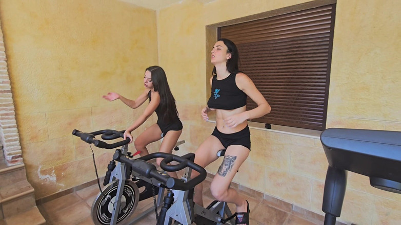 ep3kofficial: Fitness Rooms Wild Lesbian in the Gym