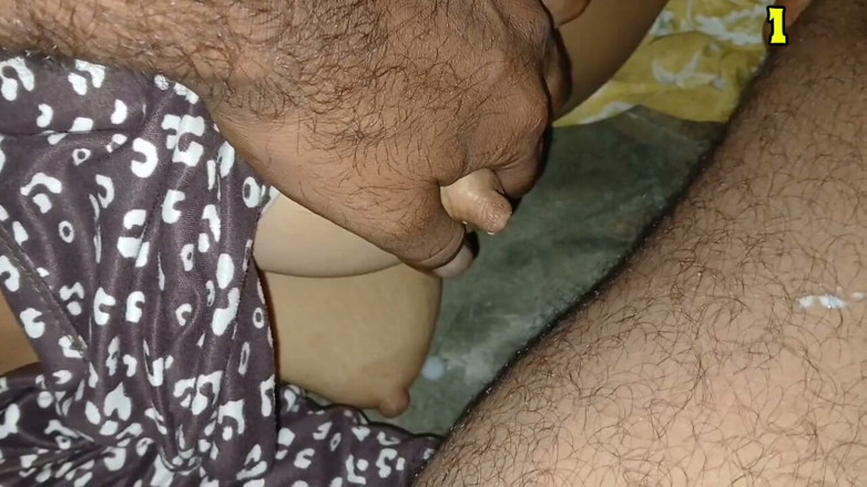 seema: Step Shister Share Bed Night and Milk Press