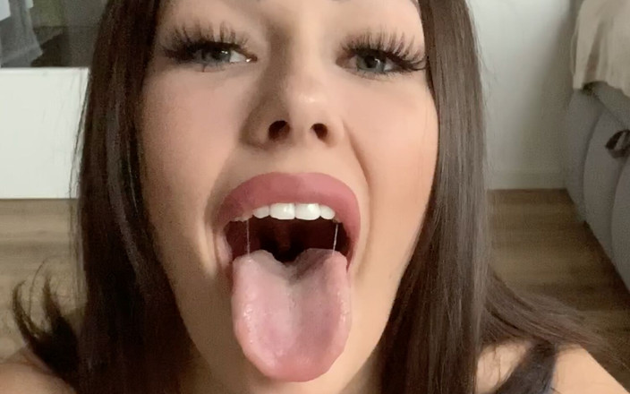 Shaiden Rogue: Play with My Tongue!!!