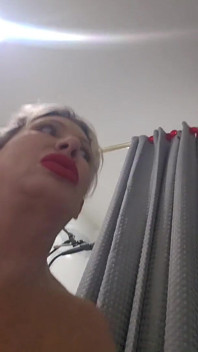 GILF montel Bimbo Kencing