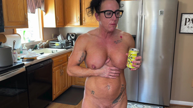 Kandylegsxxx: Rincian beta: penghancuran kontol cuck