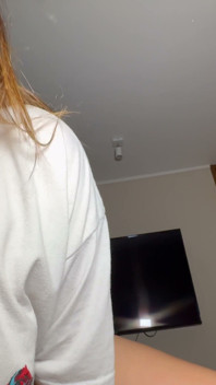 น้องสาวต่างแม่สุดเซ็กซี่ของฉันเดินเข้ามาในห้องฉันแล้ว...-แบลร์ เบเลน