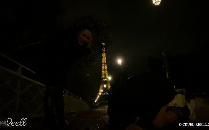 Cruel Reell: Reell - giro turistico a la Reell - Parigi - Tour Eiffel