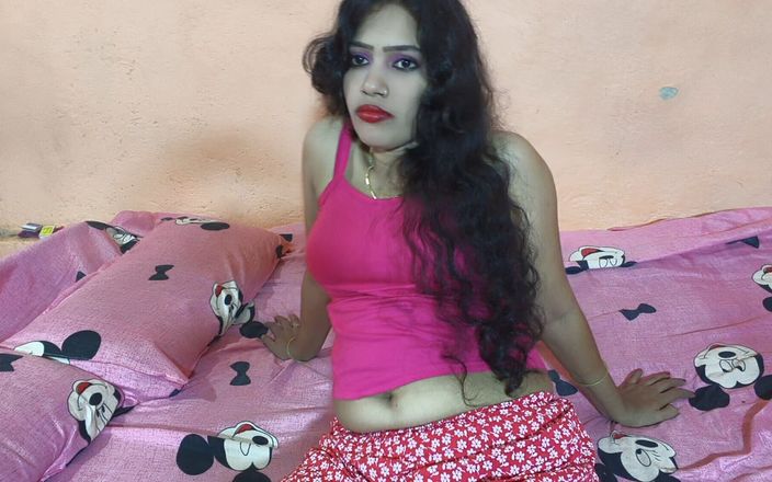 Sona bhabhi: Zum ersten mal sexy sona bhabhi fingerte ihre muschi und...