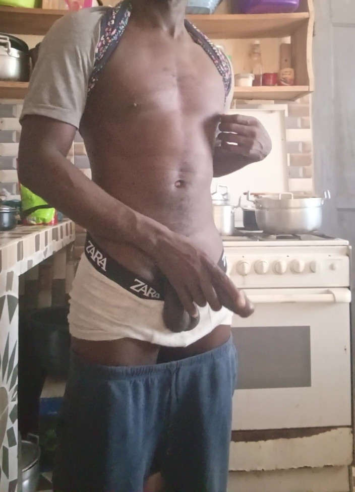 WildFreakBottom: Я люто, поки мої товсті вантажі не вистрілили з такою силою.