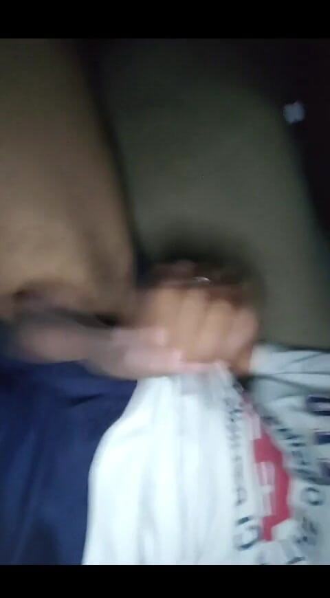AlexAlejandro13: La masturbación en porche