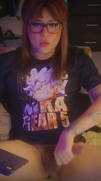 In video del 10 febbraio 2025 Kim