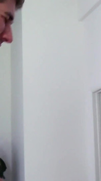 Max Summerfield fute gaura păroasă mică a lui Aaron Dickson