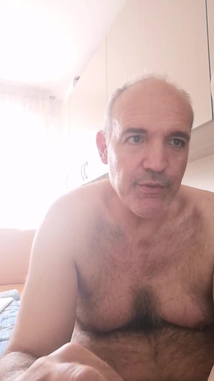 Setesesso7: 카를로, 네 자지를 자위해, 건강에 좋아!
