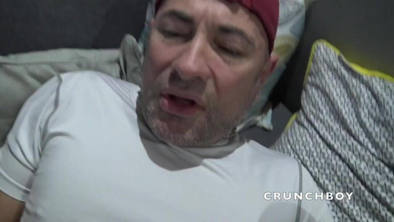 ARAB FUCKERS WITH HUGE COCKS: Zalana przez arabskiego kutasa XXL, POV sex tape