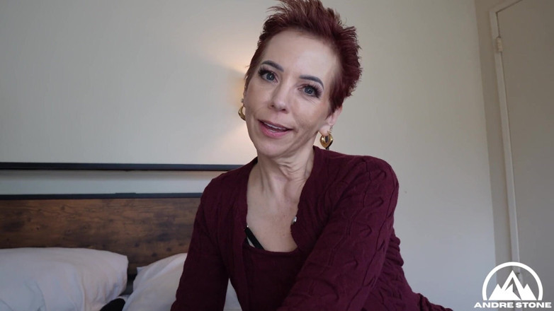 Andre Stone: สาวผมแดงเซ็กซี่ คุณยาย GILF ติวเตอร์ รูบี้ ลินน์ มาหยุดยั้งการเรียนของคุณด้วยความเงี่ยน