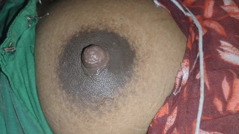 Sunita: 大胸部妻子