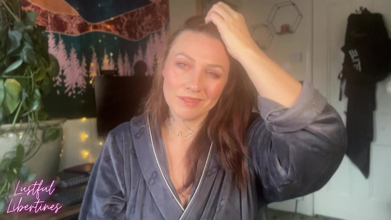 Lustful Libertines: Step-moms Facetime Turns to JOI