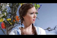 Bolha de anão de cabelo da academia fode homem grande