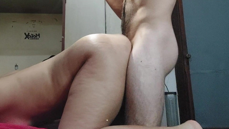 LapijARG7: Scopando Il Mio Amico Culo Super Grosso Su Tutti E 4...