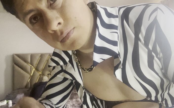 BECKY CROSS: Dal ragazzo alla sissy - Parte 2: consigli per sentirsi sexy e...
