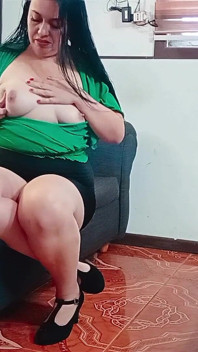 Lásko, líbí se ti, jak vypadám, jsem unavená, můžeš mi dát masáž?