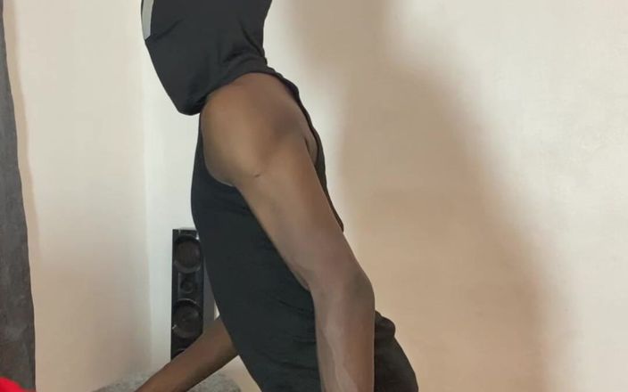 YungthugM: I miei vicini il fratellastro mi scopano ho sborrato un...