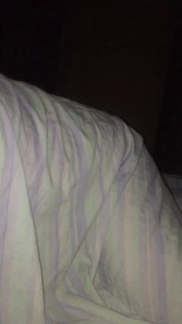 Andromeda89: Adik ipar saya melarikan diri dari bilik saya ke zakar...