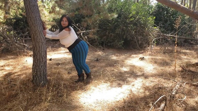Riderqueen: walking in the forest