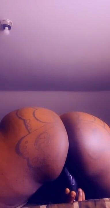 Desirable_Passion: Desejável paixão cremes seu vibrador
