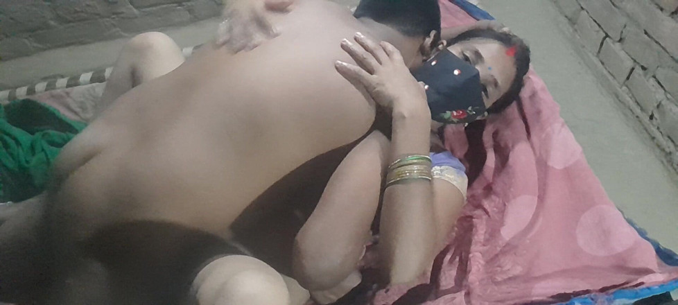 Renudbf: Esposa sexy quer desesperadamente sexo hardcore