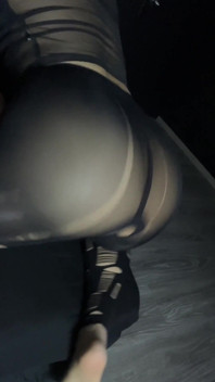 Mira How Well My Ass Bounces | of Astarioth
