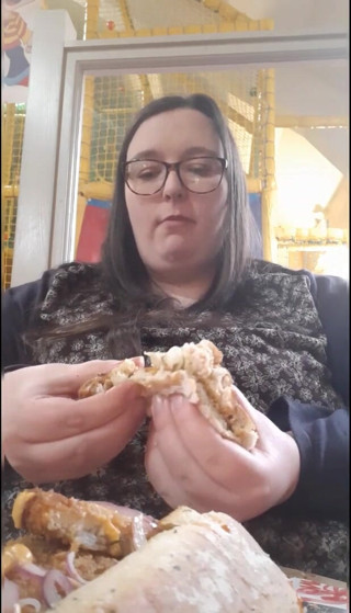 SSBBWLadyBrads: 계부와 함께하는 SSBBW 비밀 식사 촬영(이 영상에는 오디오가 없음)