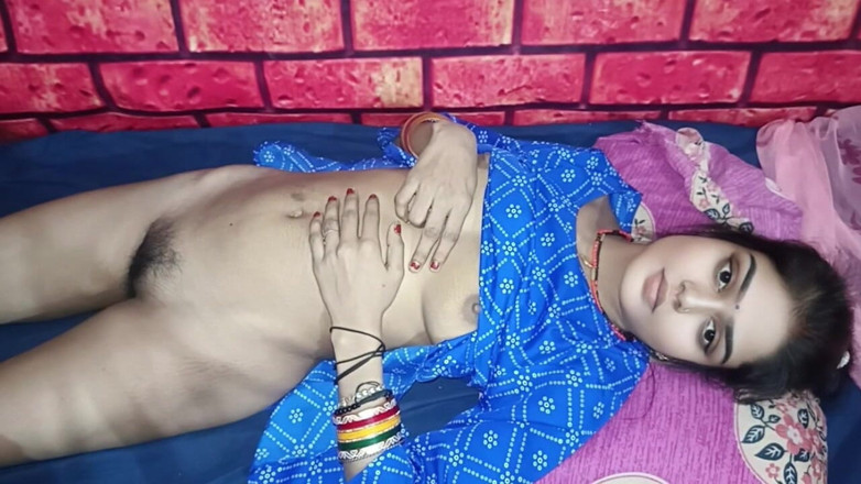 Ramashish: Nevlastní bratr nevlastní sestra sleduje velmi tvrdý sex video a...